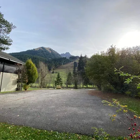 Familial Au Pied Des Pistes Avec Balcon, Parking Et Acceptant Les Animaux - Fr-1-692-58 La Chapelle-d'Abondance