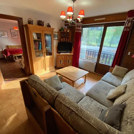 Familial Au Pied Des Pistes Avec Balcon, Parking Et Acceptant Les Animaux - Fr-1-692-58 Apartment